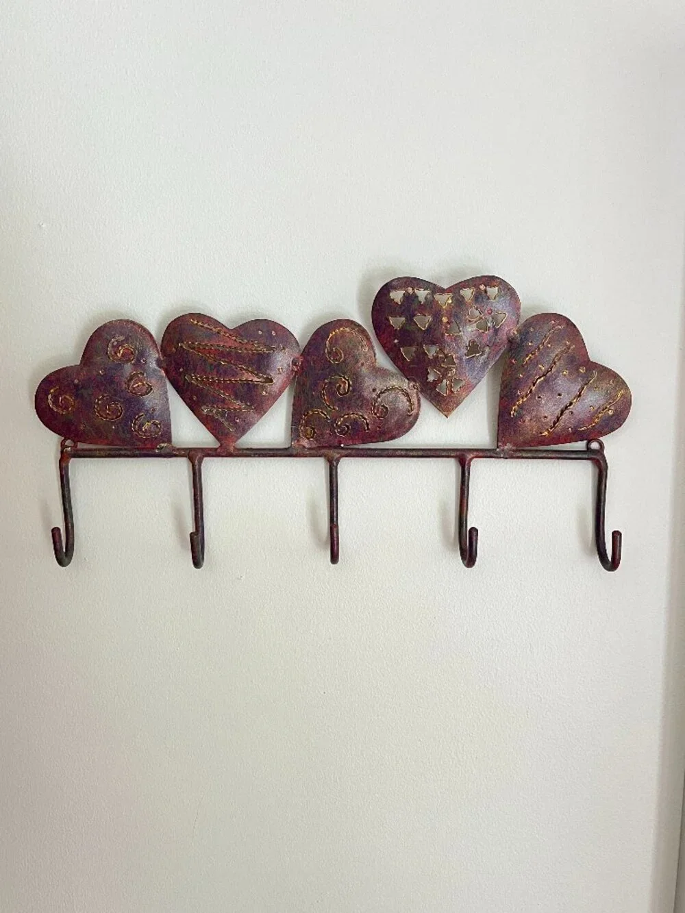 Rustic Bronze Metal Key Hook Small Rack Hearts Country Cottage Farmhouse Shabby